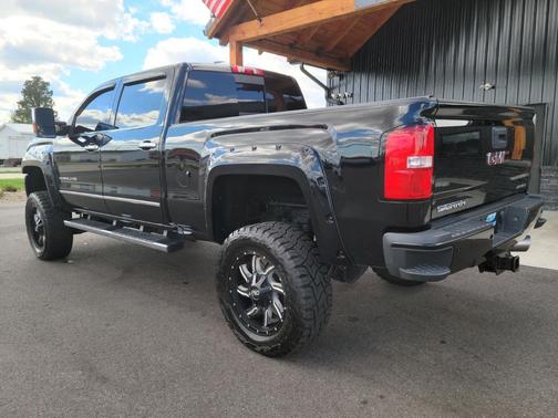 2018 GMC Sierra 2500 Denali
