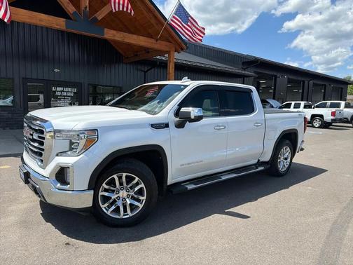 White 2019 GMC Sierra 1500 SLT