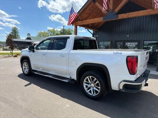 White 2019 GMC Sierra 1500 SLT