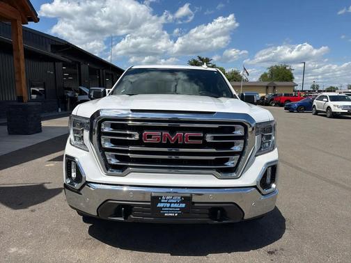 White 2019 GMC Sierra 1500 SLT