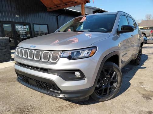 2022 Jeep Compass Latitude Lux