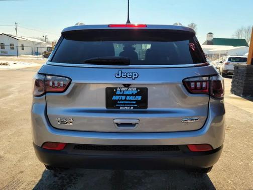 2022 Jeep Compass Latitude Lux