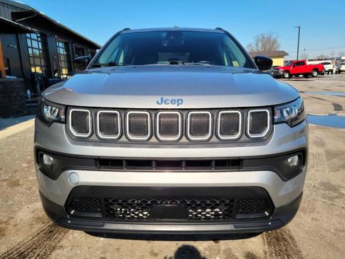 2022 Jeep Compass Latitude Lux