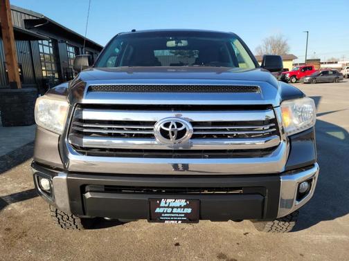 2016 Toyota Tundra SR5