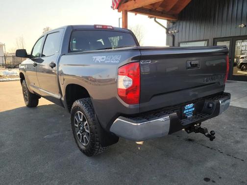 2016 Toyota Tundra SR5