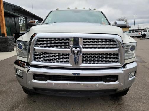 Pearl White 2016 RAM 2500 Laramie