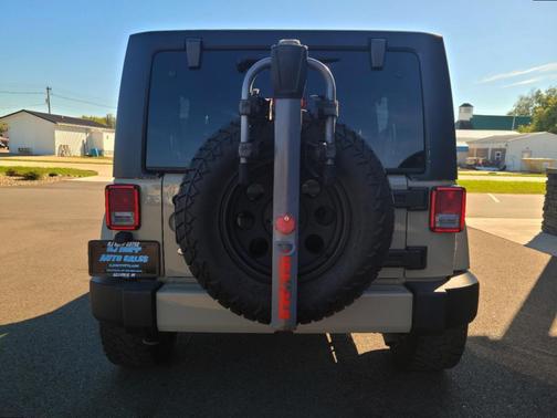 2018 Jeep Wrangler JK Unlimited Sahara