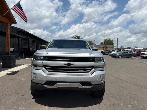 Silver Ice Metallic 2018 Chevrolet Silverado 1500 LTZ