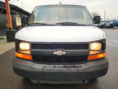 2011 Chevrolet Express 2500 Work Van