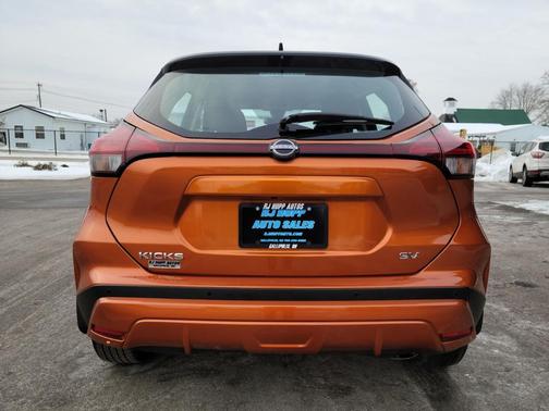 2024 Nissan Kicks SV