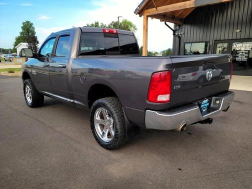 2015 RAM 1500 SLT