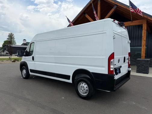 Bright White Clearcoat 2023 RAM ProMaster 2500 High Roof