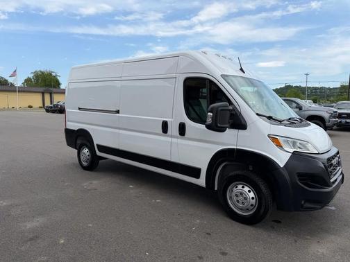 Bright White Clearcoat 2023 RAM ProMaster 2500 High Roof