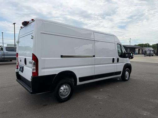 Bright White Clearcoat 2023 RAM ProMaster 2500 High Roof