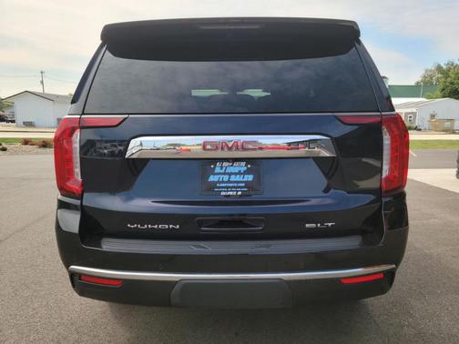 2021 GMC Yukon SLT