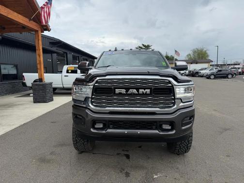 Granite Crystal Metallic Clearcoat 2019 RAM 2500 Limited Mega Cab 4x4 6'4' Box