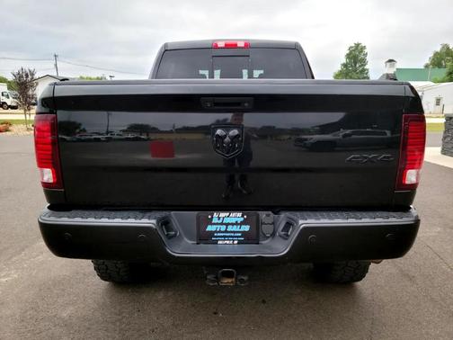 2018 RAM 2500 Laramie Mega Cab 4x4 6'4' Box