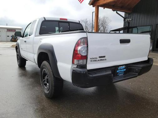 2013 Toyota Tacoma Base