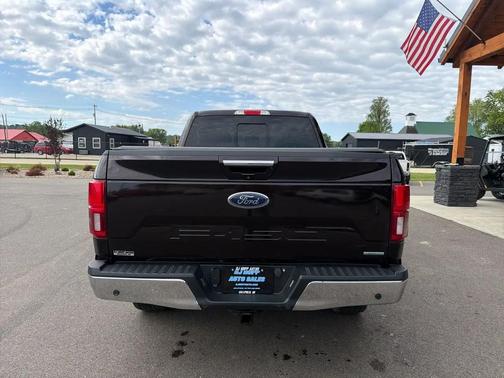 Red 2018 Ford F-150 XLT