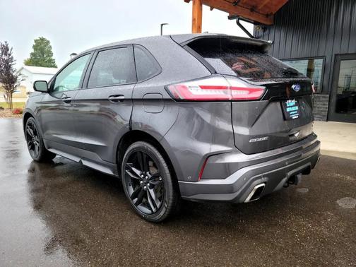2019 Ford Edge ST