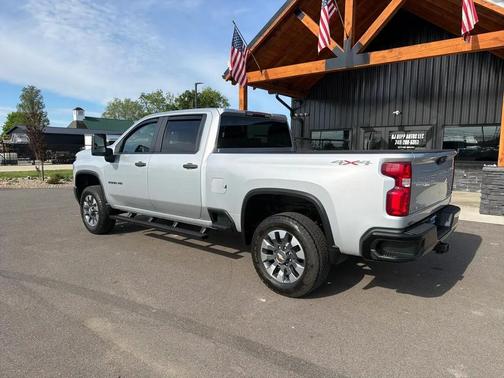 Silver Ice Metallic 2021 Chevrolet Silverado 2500 Custom