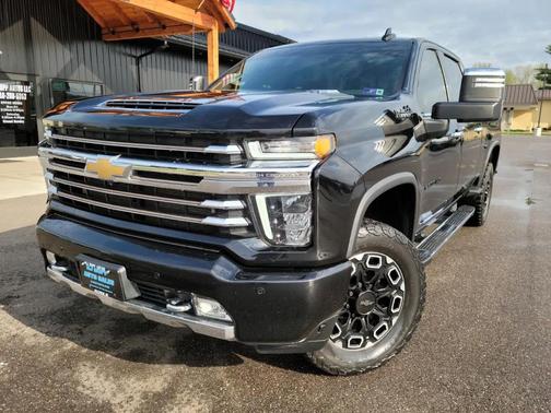 Black 2022 Chevrolet Silverado 2500 High Country