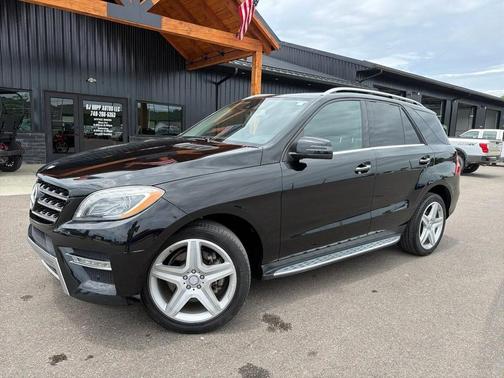 Black 2015 Mercedes-Benz M-Class 4MATIC