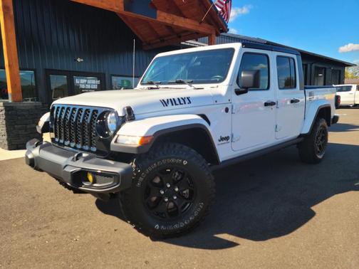 2022 Jeep Gladiator Sport