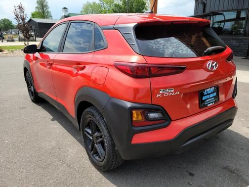 Sunset Orange 2019 Hyundai KONA SE