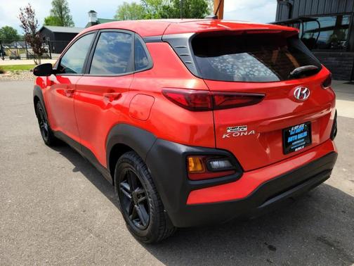 Sunset Orange 2019 Hyundai KONA SE