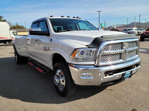 2016 RAM 3500 Laramie