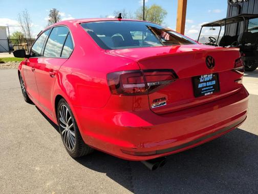 2016 Volkswagen Jetta 1.8T Sport