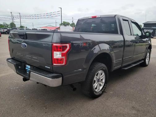 Gray 2018 Ford F-150 XLT