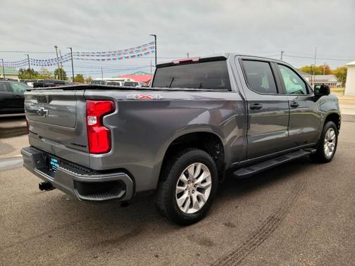2022 Chevrolet Silverado 1500 Custom