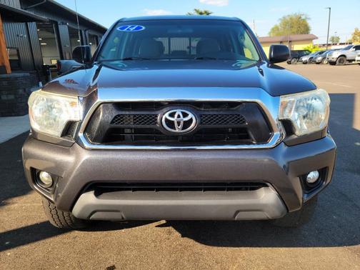 2014 Toyota Tacoma Base