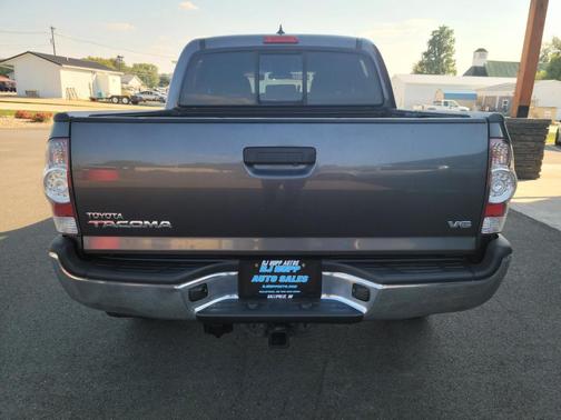 2014 Toyota Tacoma Base