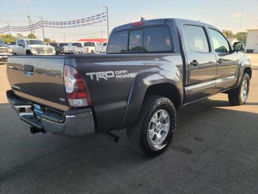 2014 Toyota Tacoma Base