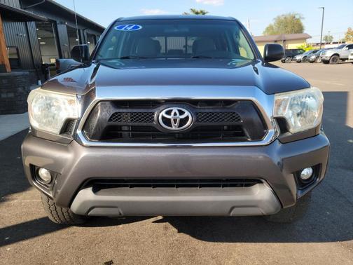 2014 Toyota Tacoma Base