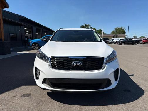 Snow White Pearl 2019 Kia Sorento S