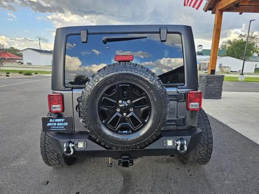 2018 Jeep Wrangler JK Unlimited Willys Wheeler W