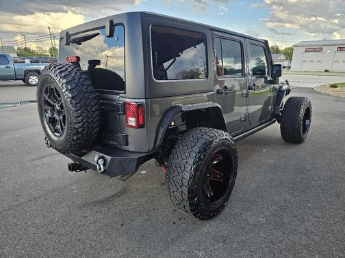 2018 Jeep Wrangler JK Unlimited Willys Wheeler W