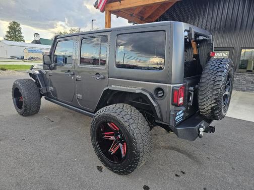 2018 Jeep Wrangler JK Unlimited Willys Wheeler W