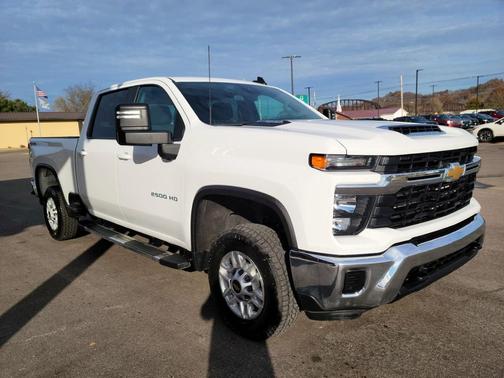 2024 Chevrolet Silverado 2500 LT