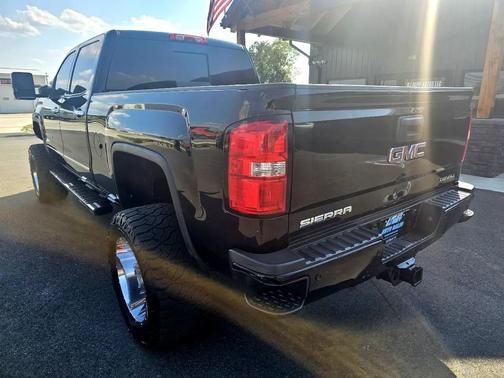 2015 GMC Sierra 2500 Denali