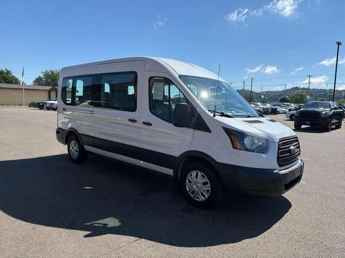 Oxford White 2018 Ford Transit-350 XL