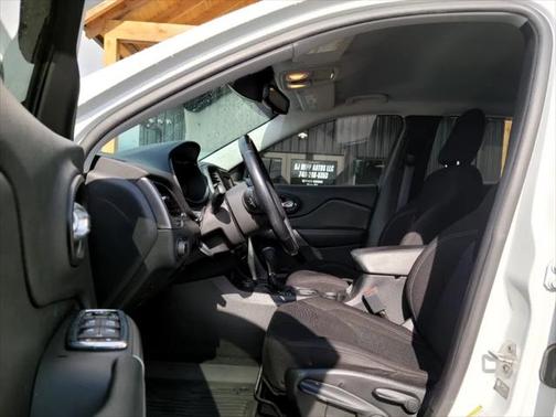 2021 Jeep Cherokee Latitude