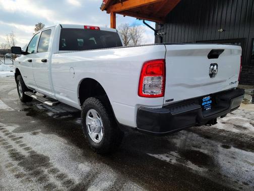 2022 RAM 2500 Tradesman Crew Cab 4x4 8' Box