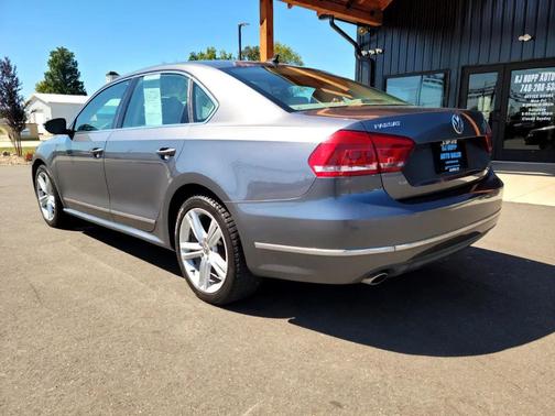 2012 Volkswagen Passat 2.0 TDI SEL Premium