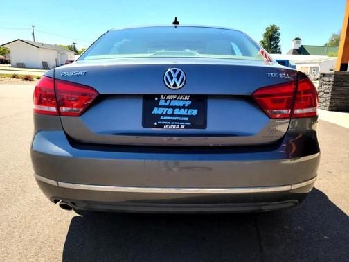 2012 Volkswagen Passat 2.0 TDI SEL Premium