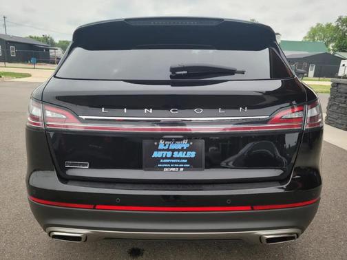 Infinite Black Metallic Clearcoat 2022 Lincoln Nautilus Reserve